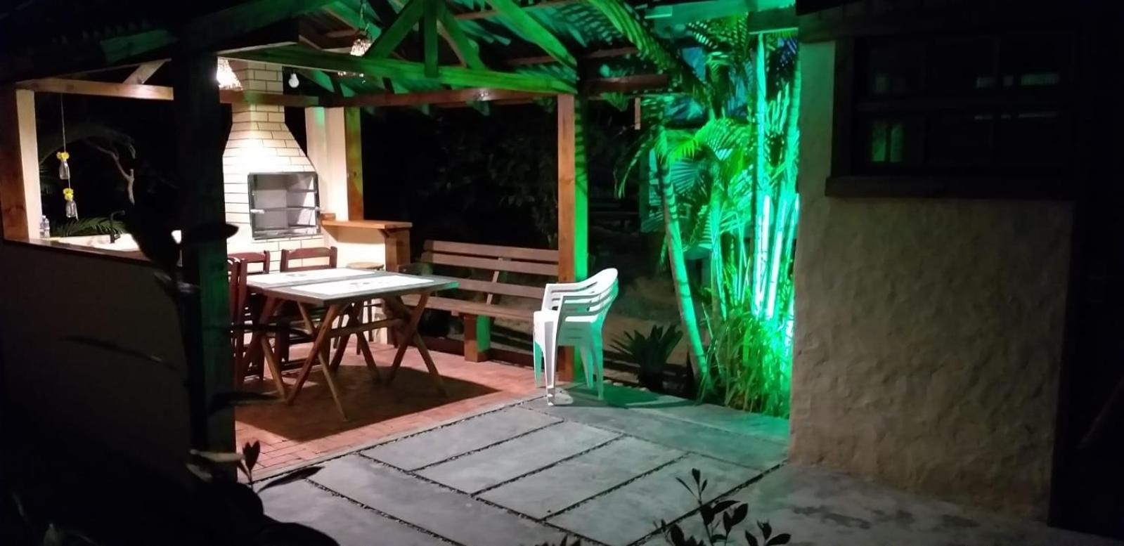 Recanto Das Bromelias Chales Guarda do Embaú Eksteriør billede